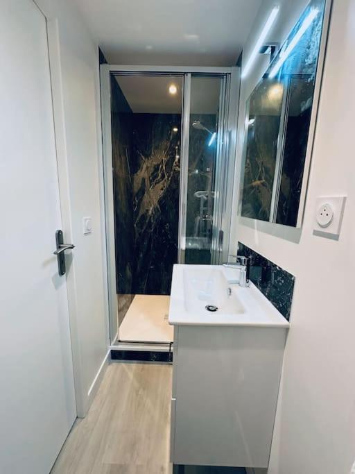 Pont-de-Veyle Le Studio - Cocon Scandinave - Parking Gratuit מראה חיצוני תמונה